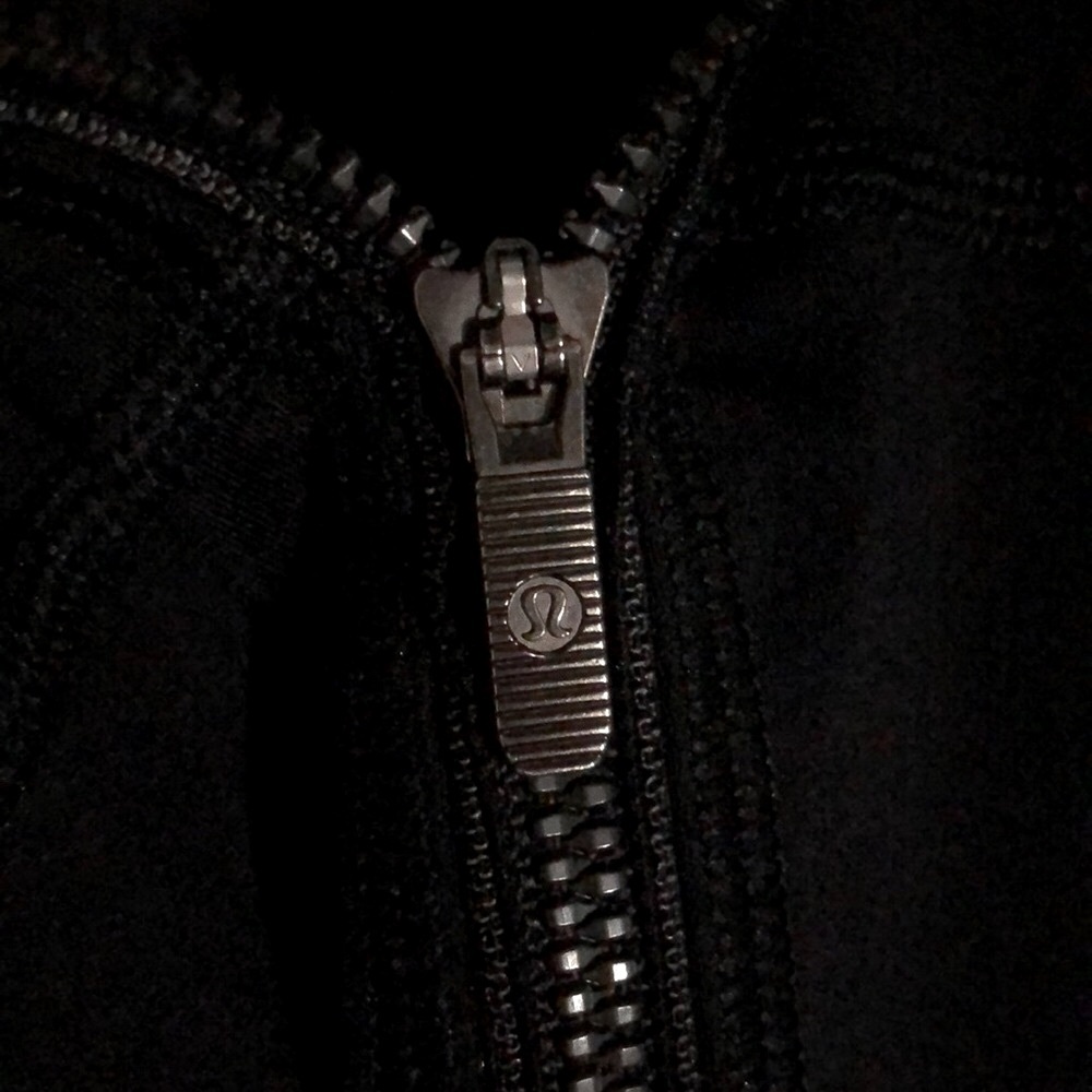 i’ve only worn once, ordered the wrong size, feel free to offer